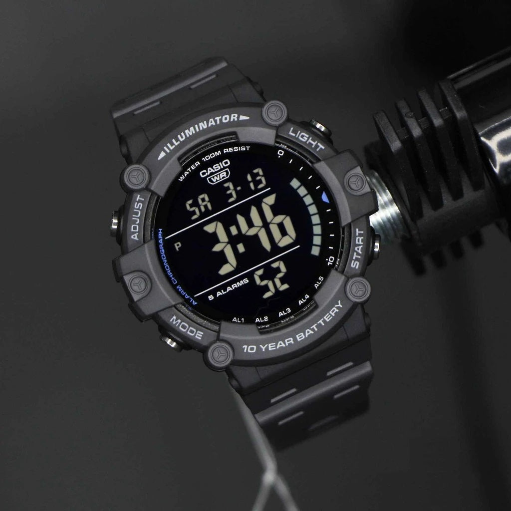 Reloj Casio AE-1500WH-8BV Gris