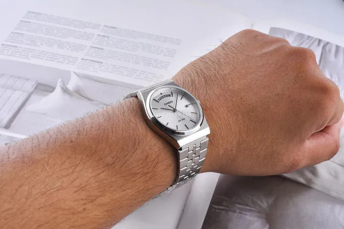 Reloj Casio MTP-B146D-7AV Blanco