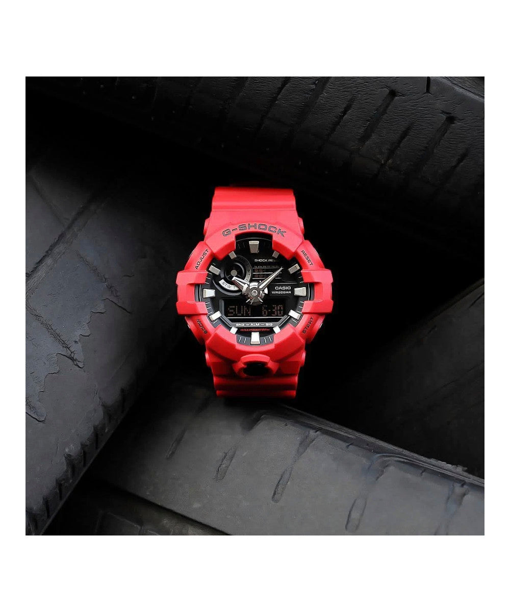 Reloj Casio G-Shock GA-700-4A Rojo