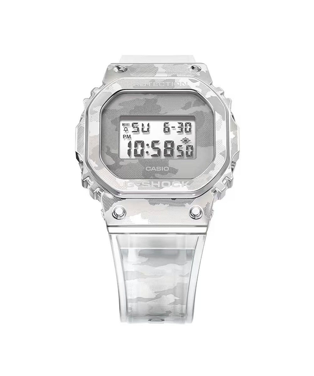 Reloj Casio G-Shock GM-5600SCM-1 Blanco