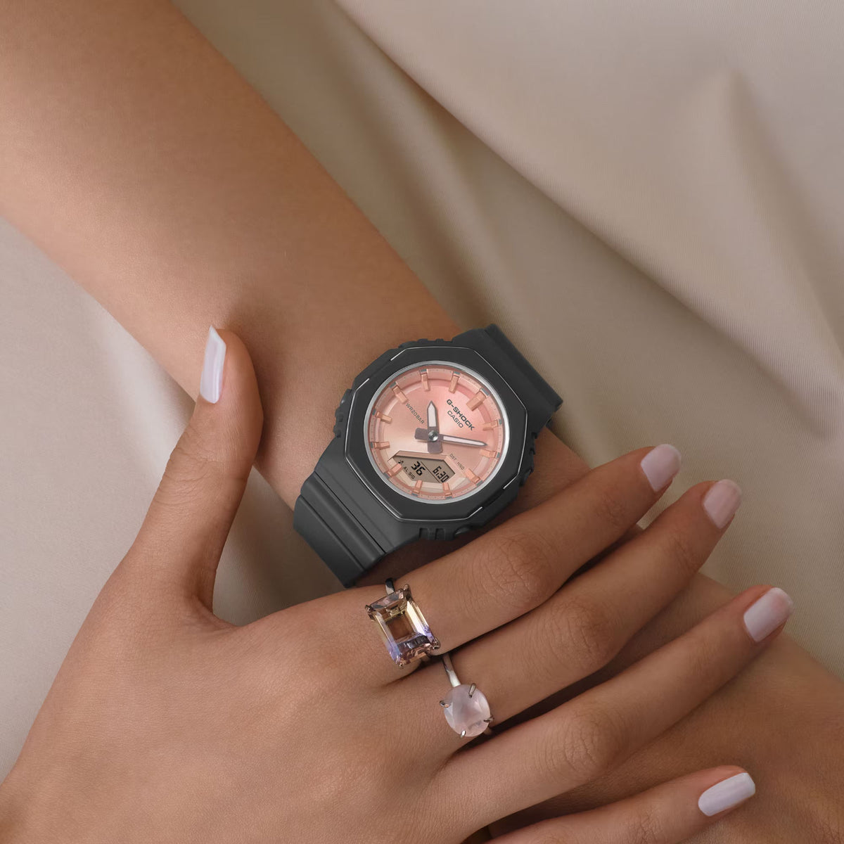 Reloj Casio G-Shock GMA-P2110SC-4A Negro