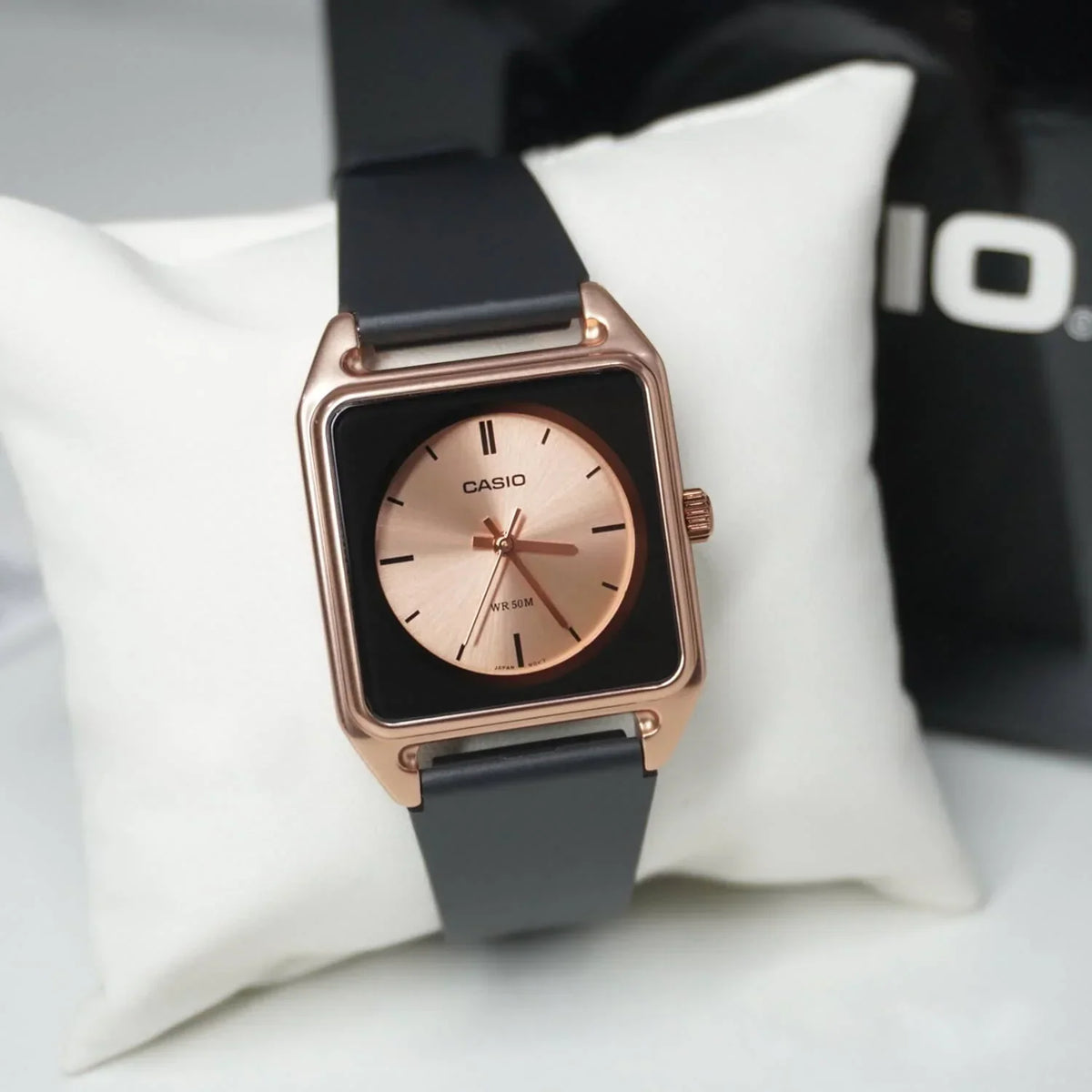 Reloj Casio MTP-B170-5EV Oro Rosa
