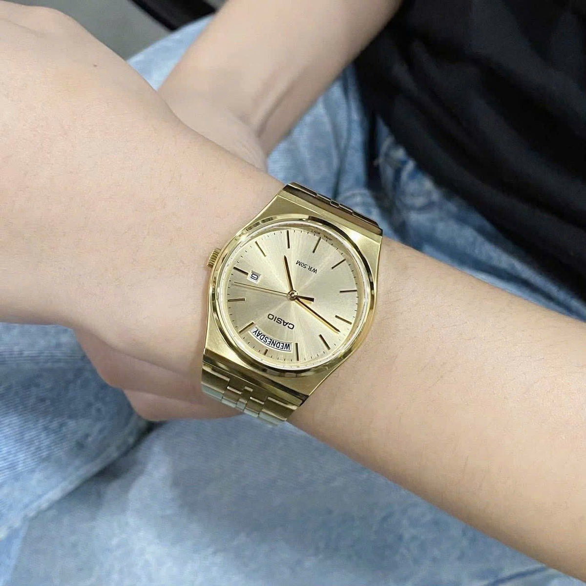 Reloj Casio MTP-B146G-9AV Dorado