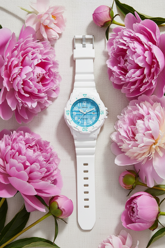 Reloj Casio LRW-200H-2CV Blanco