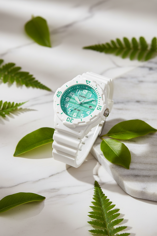 Reloj Casio LRW-200H-3CV Blanco