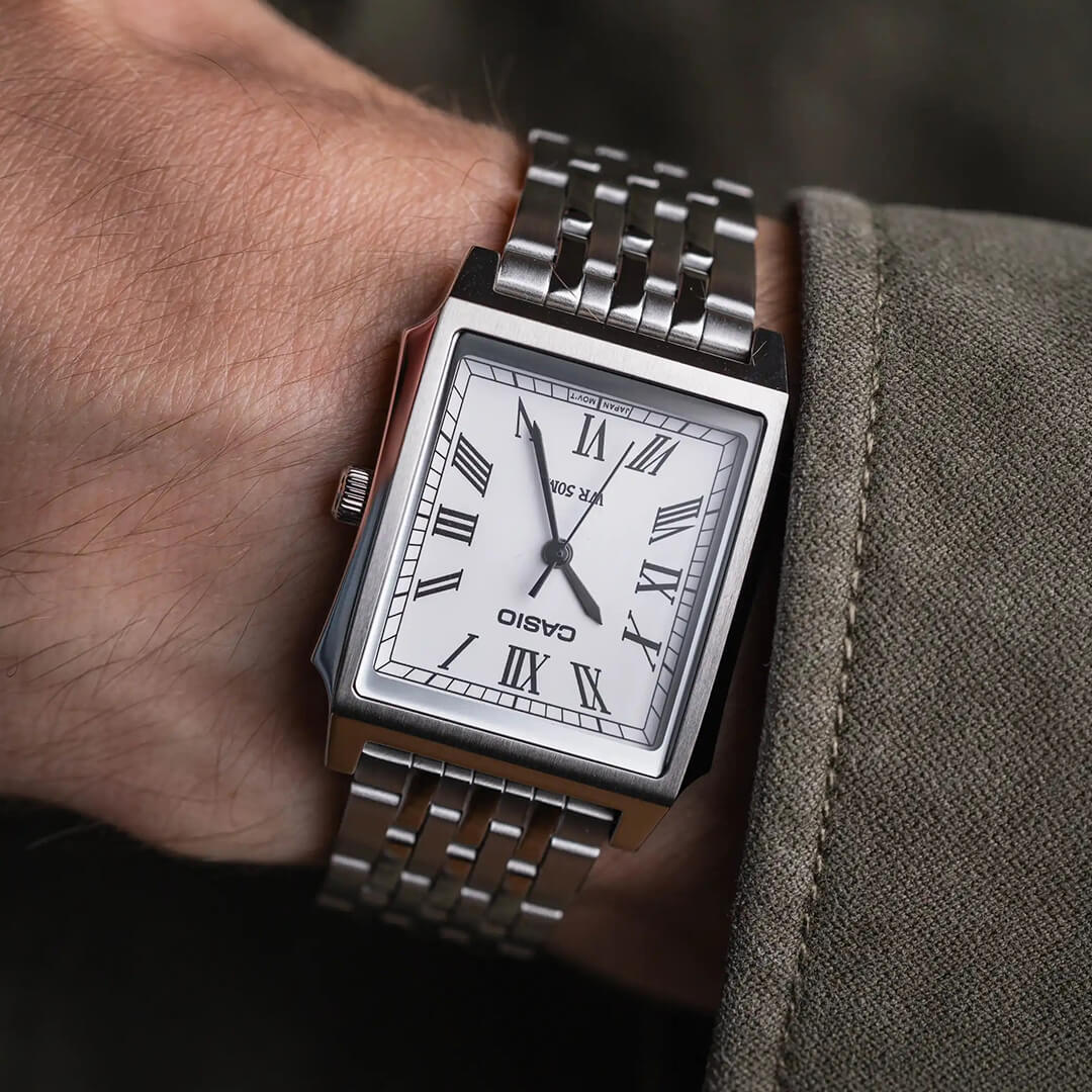Reloj Casio MTP-B190D-7BV Blanco